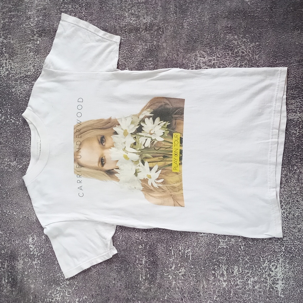 Carrie Underwood Play On Tour Band T-Shirt UNISEX